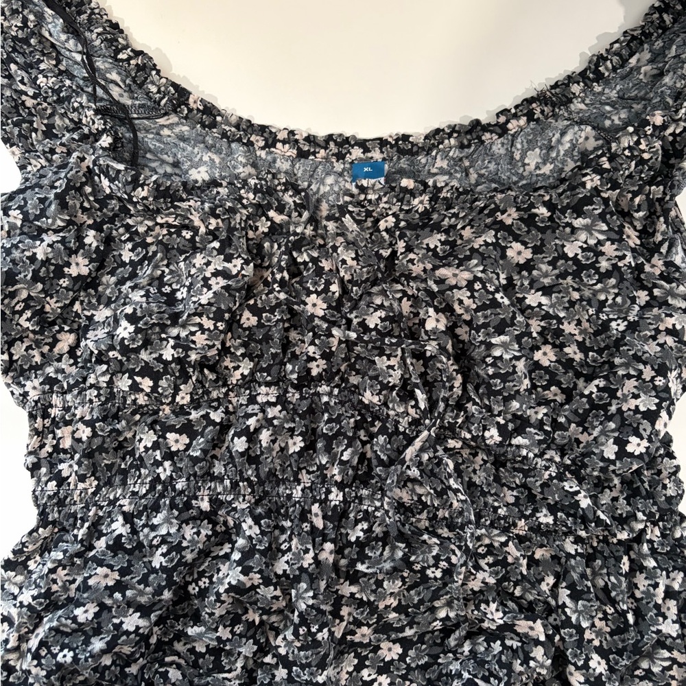 Old Navy Black and White Floral Top